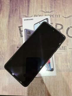 Samsung Galaxy A71, новый 6/128 Ростест