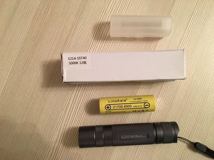 Фонарь Convoy S21A SST40 + аккумулятор