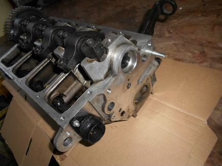 Головка блока AVF с распредвалом 03G103351C