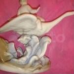 Фарфоровая статуэтка