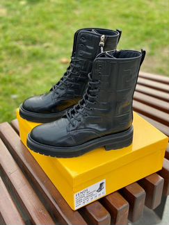 Берцы сапоги ботинки черные белые фенди