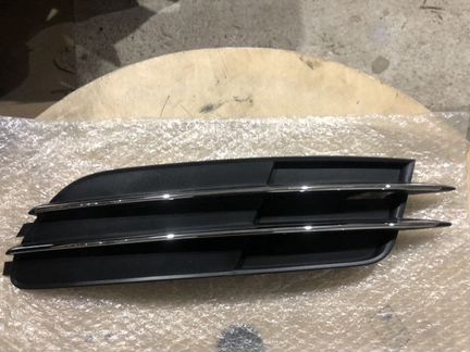 Заглушка в бампер левая на ауди А6 С7 до рест