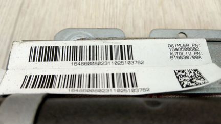 Подушка безопасности в ноги Mercedes-Benz ML164