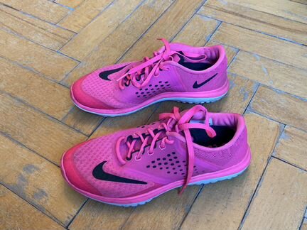 Кроссовки Nike