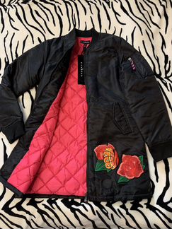 Бомбер на девочку