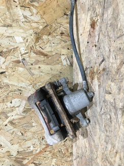 Суппорт задний левый Hyundai Ix 35 G4KD 2013