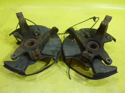 Поворотный кулак Правый Левый Мазда CX-7 Ц икс 7