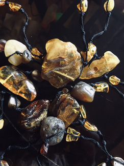 Натуральные янтарные бусы