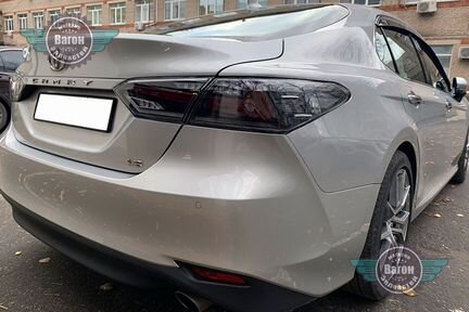 Задние фонари Toyota Camry XV70 прозрачное стекло