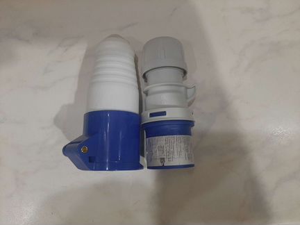 Вилка переносная 023, 2р+ре, 32а, 230в, ip44