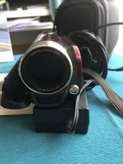 Видеокамера Саnon legria FS200