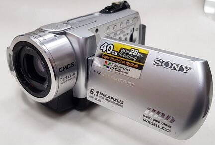 Видеокамера Sony Carl Zeiss 40 GB