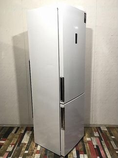 Холодильник Hotpoint