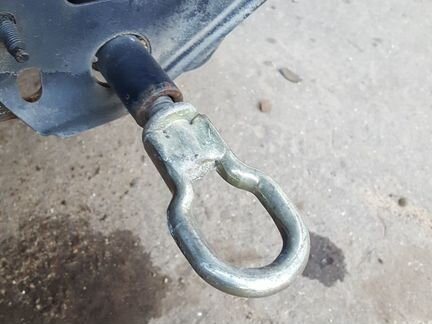 Форд крюк буксирловочный