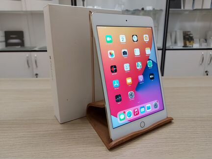 iPad Mini 4 Wi-Fi only Gold 16 GB (407)