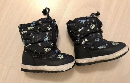 Сноубутсы в идеале на 24р