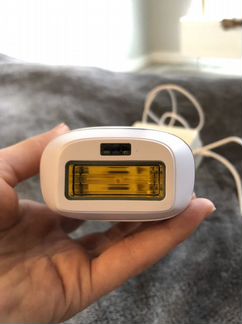 Фотоэпилятор Philips BRI860 Lumea Essential