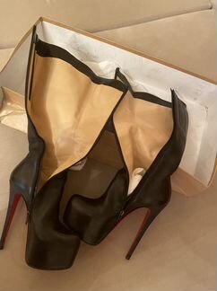 Сапоги C. Louboutin
