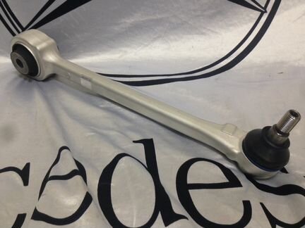 Рычаг нижний Mercedes GLK 204 X204 новый