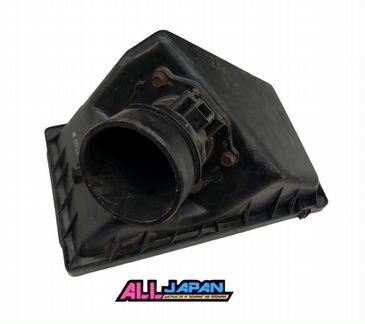 Впуск, корпус воздушного фильтра, впускной