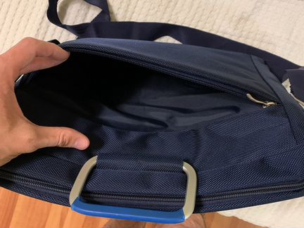 Сумка под ноутбук