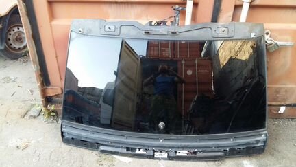 Стекло багажника Range Rover Sport