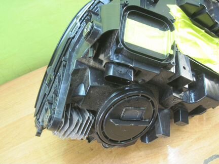 Фара Mercedes X166 Мерседес в166 х166