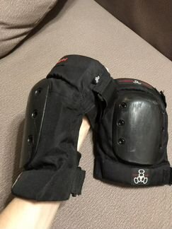 Наколенники triple eight