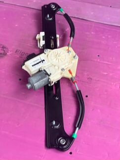 Стеклоподъемник правый задний BMW X3 кузов E83