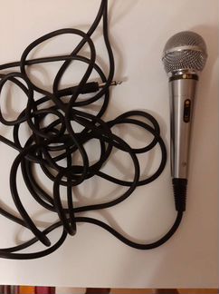 Микрофон LG для караоке с переходником