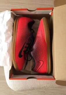 Футзалки Nike p.37.5