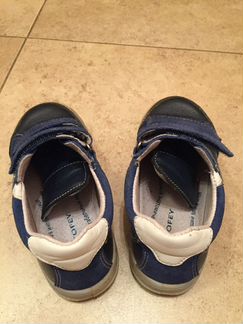 Ортопедические кроссовки 