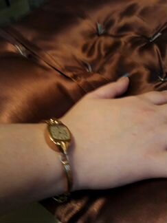 Винтажные золотые часы Заря