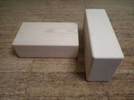 Кирпичи, блоки для йоги из дерева