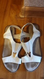 Босоножки сандалии