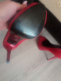 Новые босоножки нат.замша 39р