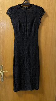Платье Zara кружевное