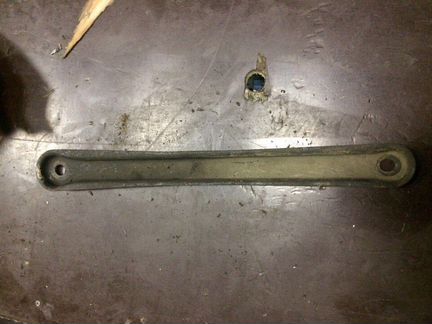 Растяжка задней балки бмв е34 е32