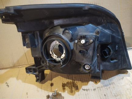 Фара левая Nissan X-Trail T30 2006