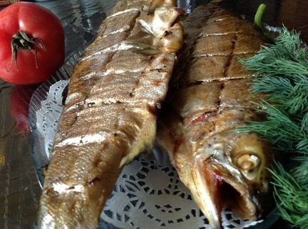 Горячего копчения форель