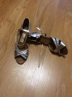 Туфли для бальных танцев