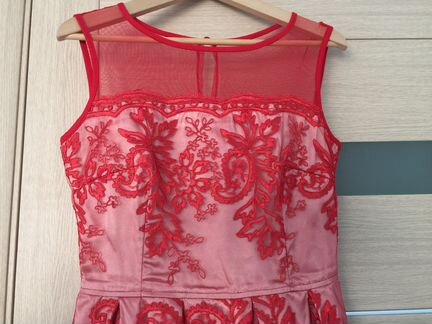 Платье коктейльное