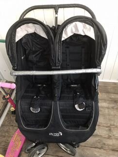 Коляска для двойни baby jogger city mini double