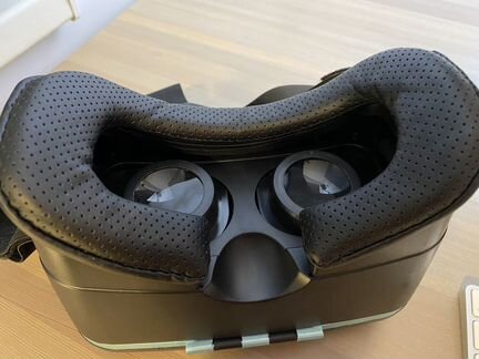 Очки виртуальной реальности VR для смартфона