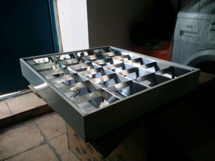 Светильник потолочный накладной