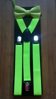 Детские ярко- зелёные подтяжки и бабочка новые