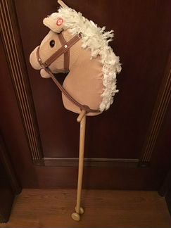 Лошадка- скакалка с колесиками, звук галопа вельве