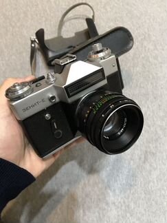 Плёночный фотоаппарат зенит-Е + объектив helios-44
