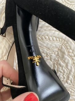 Босоножки Prada 40,5