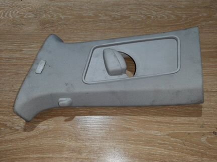 Накладка боковой стойки Volkswagen Golf caxa 1.4